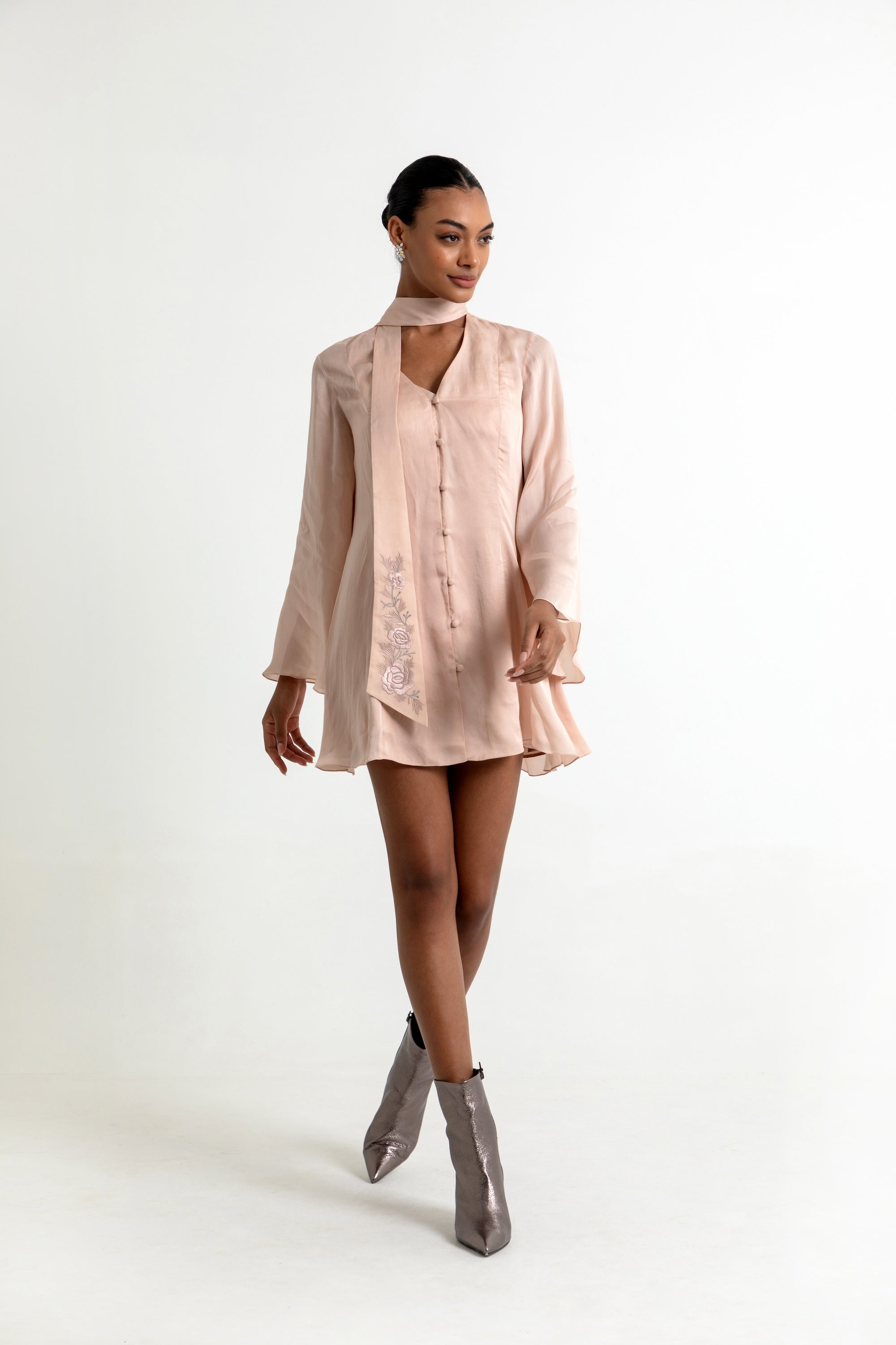 Aubrielle Dress in Peach Dust